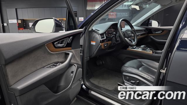 Audi Q7 2016 — photo 13