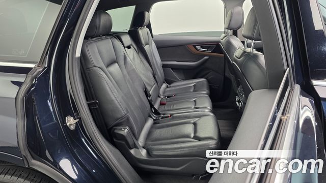 Audi Q7 2016 — photo 17