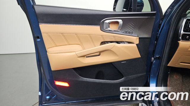 Kia Sorento 2021 — photo 14