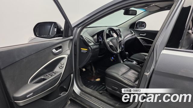 Hyundai Santafe 2018 — photo 13