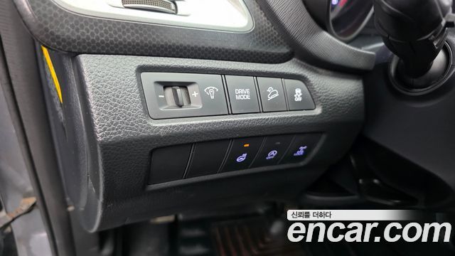 Hyundai Santafe 2018 — photo 23