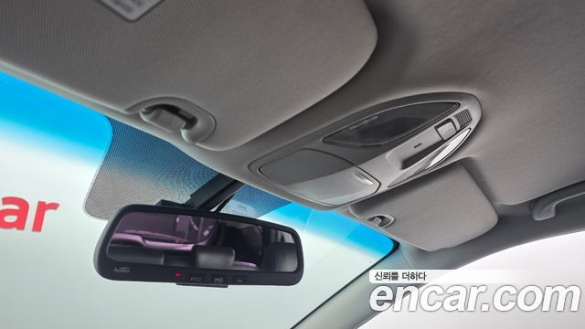 Hyundai Santafe 2018 — photo 25