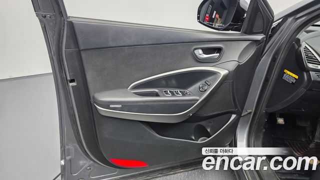 Hyundai Santafe 2018 — photo 14
