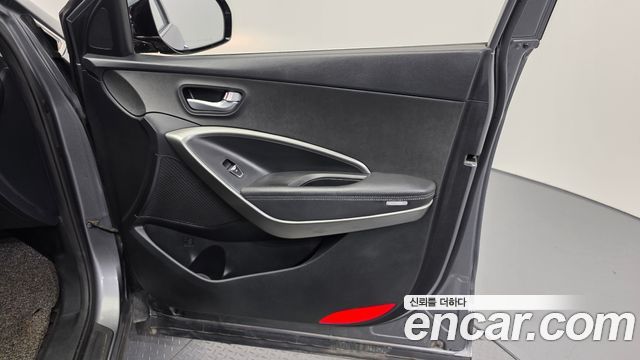 Hyundai Santafe 2018 — photo 15
