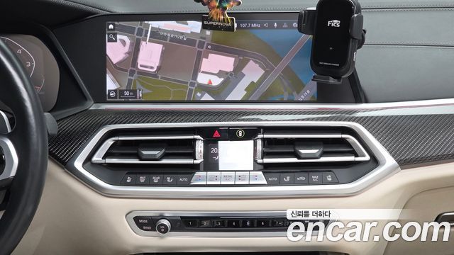 BMW X6 2021 — photo 14