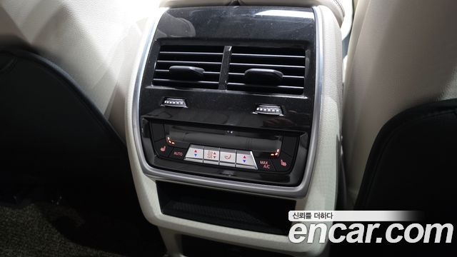 BMW X6 2021 — photo 19