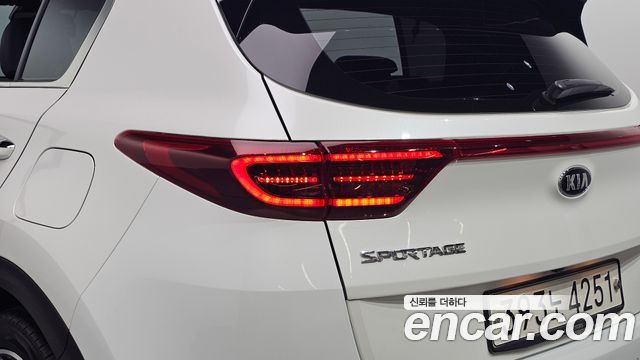 Kia Sportage 2019 — photo 9