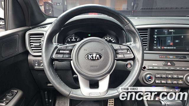 Kia Sportage 2021 — photo 19