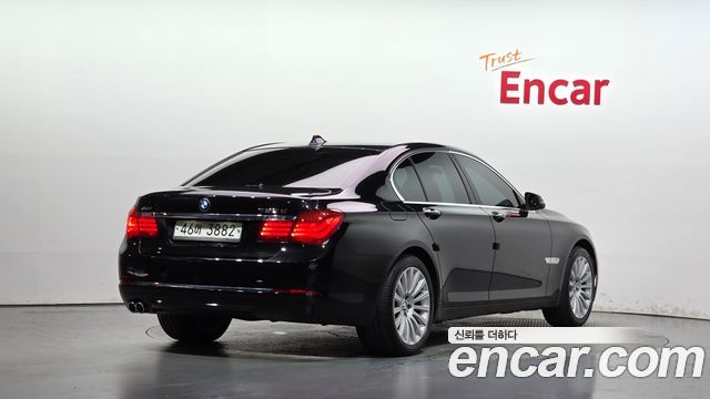 BMW 7-Series 2014 — photo 2