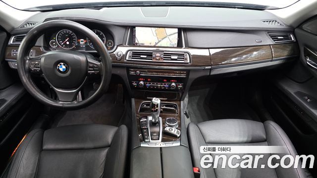 BMW 7-Series 2014 — photo 7