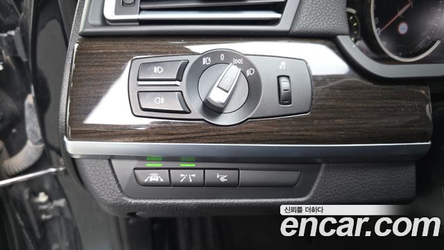 BMW 7-Series 2014 — photo 16