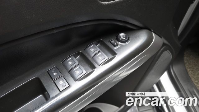 Chevrolet Korea Colorado 2020 — photo 28