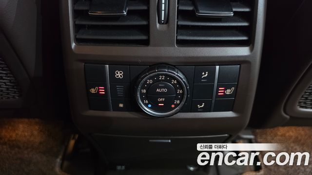 Mercedes-Benz GLS-Class 2017 — photo 31