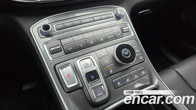 Hyundai Santafe 2021 — photo 12