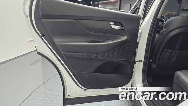 Hyundai Santafe 2021 — photo 15