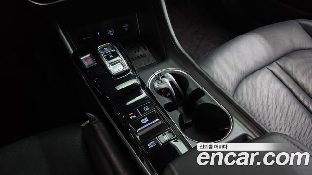 Hyundai Sonata 2022 — photo 9