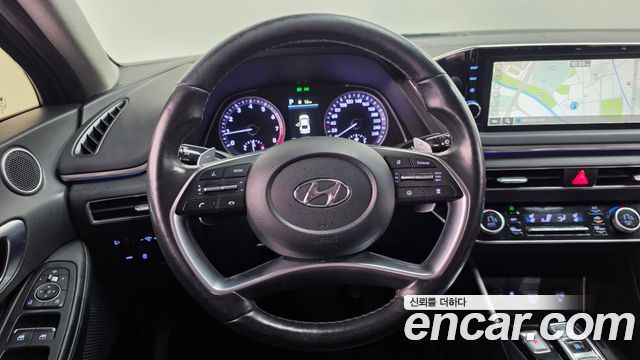 Hyundai Sonata 2022 — photo 15