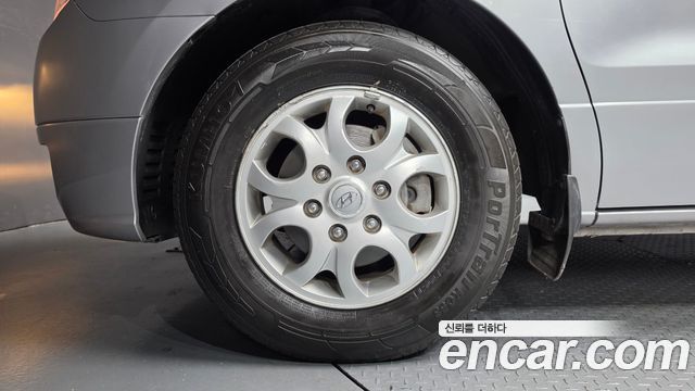 Hyundai Starex 2012 — photo 5