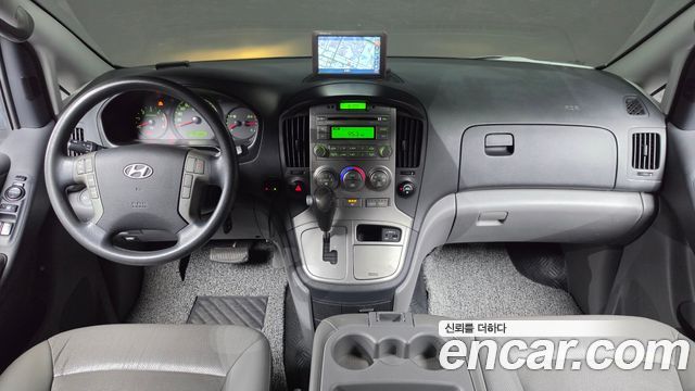 Hyundai Starex 2012 — photo 10