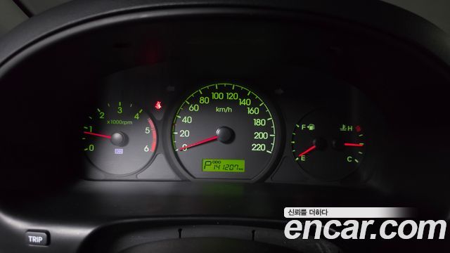 Hyundai Starex 2012 — photo 11