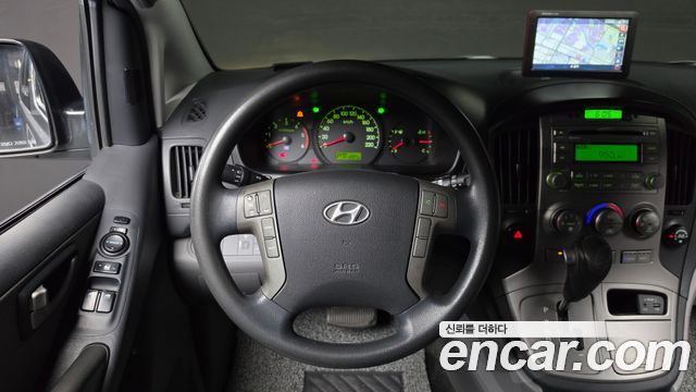 Hyundai Starex 2012 — photo 20