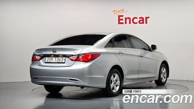Hyundai Sonata 2012 — photo 2
