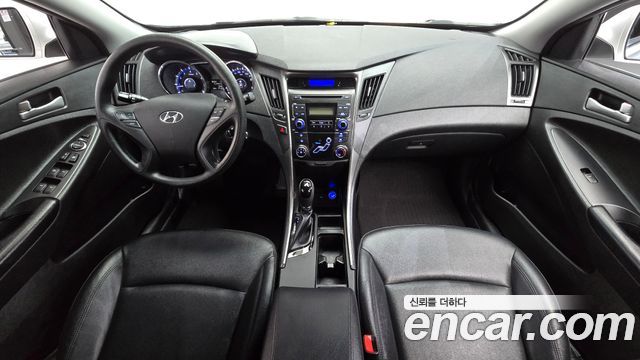 Hyundai Sonata 2012 — photo 7