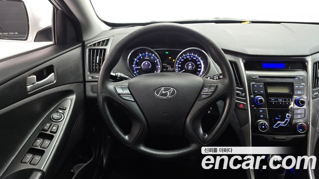 Hyundai Sonata 2012 — photo 12