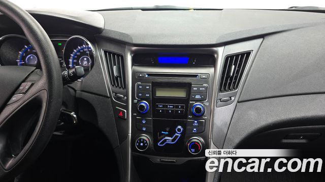 Hyundai Sonata 2012 — photo 15