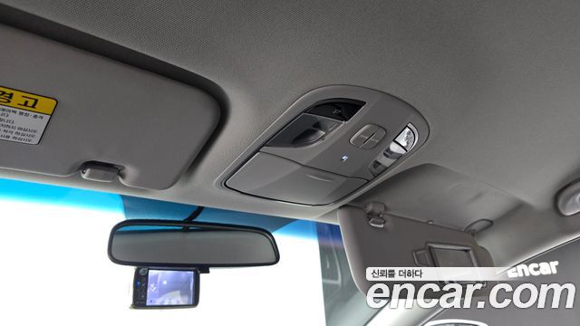 Hyundai Sonata 2012 — photo 18
