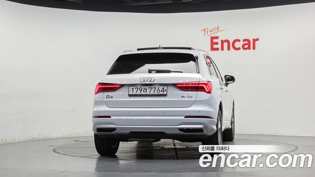 Audi Q3 2020 — photo 4