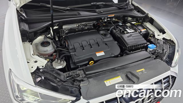 Audi Q3 2020 — photo 6