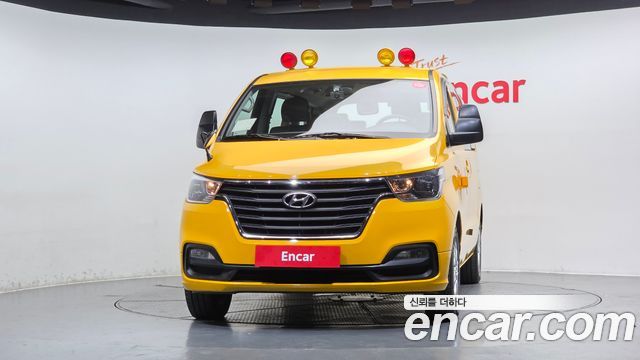 Hyundai Starex 2019 — photo 3