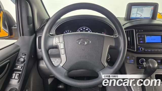 Hyundai Starex 2019 — photo 19