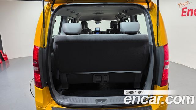 Hyundai Starex 2019 — photo 26