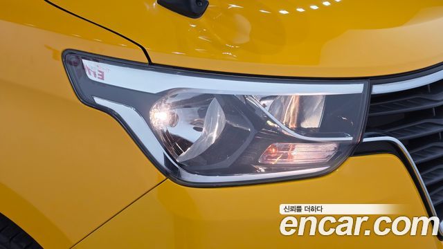 Hyundai Starex 2019 — photo 8
