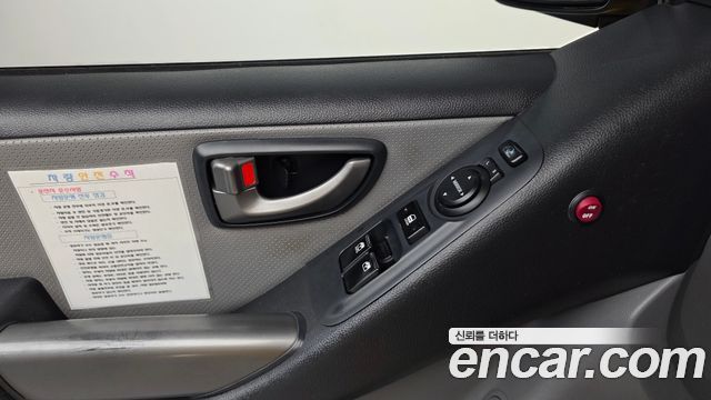 Hyundai Starex 2019 — photo 27