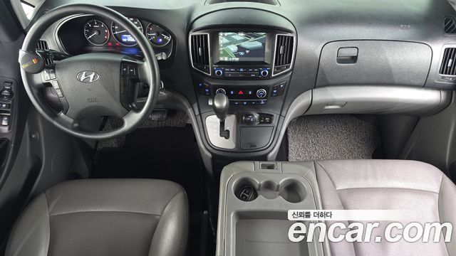 Hyundai Starex 2019 — photo 10