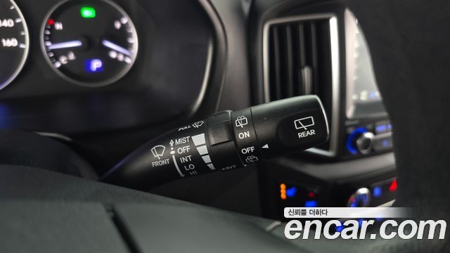 Hyundai Starex 2019 — photo 27