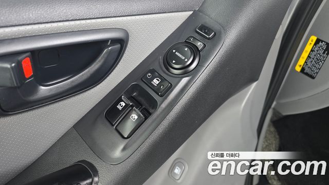 Hyundai Starex 2019 — photo 29