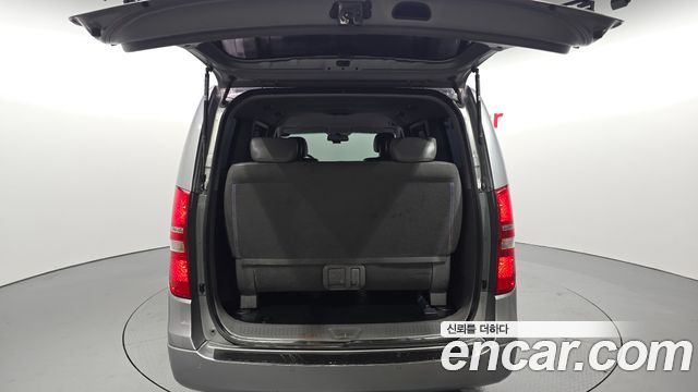 Hyundai Starex 2019 — photo 30