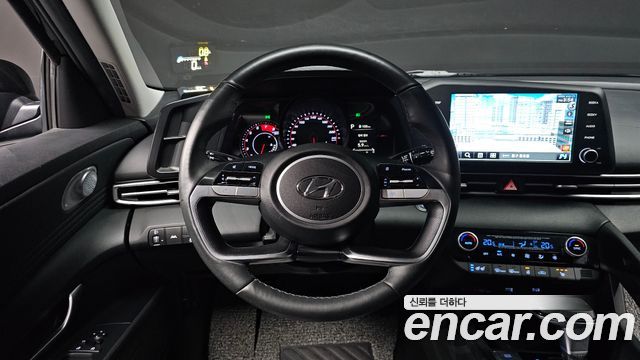 Hyundai AVANTE 2021 — photo 18