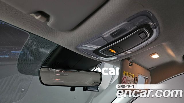 Hyundai AVANTE 2021 — photo 25