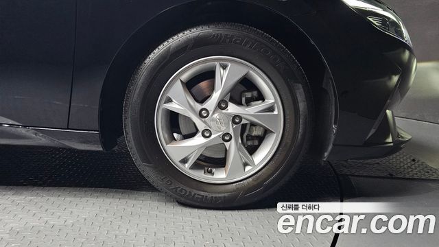 Hyundai AVANTE 2021 — photo 7