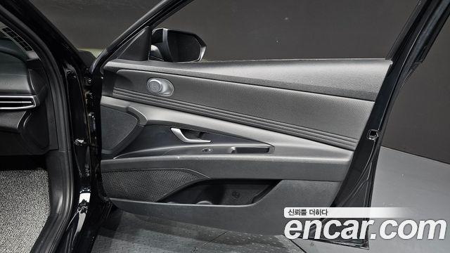 Hyundai AVANTE 2021 — photo 14