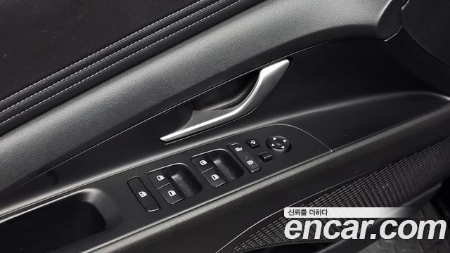Hyundai AVANTE 2021 — photo 30