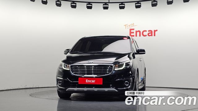 Kia Canival 2017 — photo 3