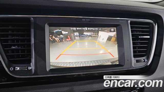 Kia Canival 2017 — photo 20