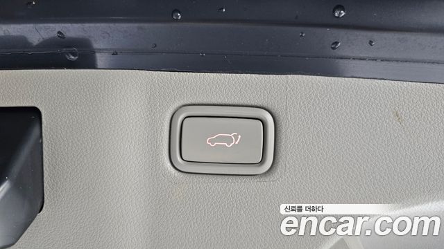 Kia Canival 2017 — photo 23