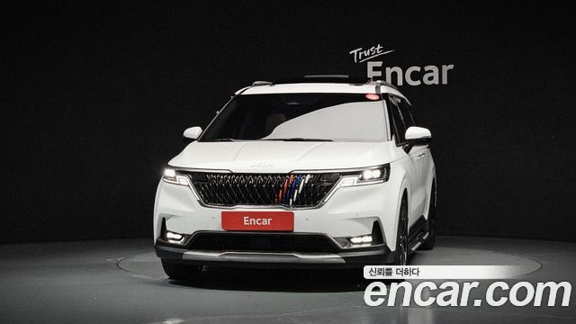 Kia Canival 2022 — photo 3